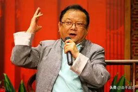 别乱猜了，王刚清空社交账号内容，是他开始谢幕了图片