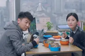 全网吃得最差的社畜，却被网友狠狠羡慕图片