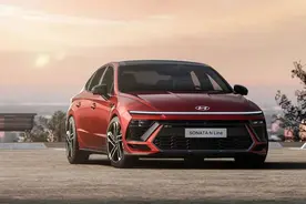 新款现代索纳塔官图发布！前脸夸张，运动感更强，若国产能大卖吗图片