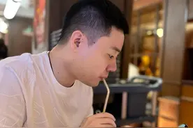 奥沙利文VS丁俊晖谁赚的钱更多？盘点2人总资产，答案一目了然图片