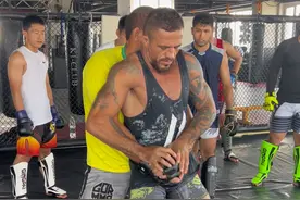 今天来带你看看综合格斗职业队一次的训练都练些什么#ufc图片