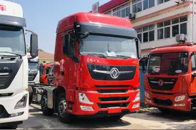 东风天龙旗舰KX王者版8*4载货车 龙擎/康明斯+AMT变速箱+康迈轮毂图片