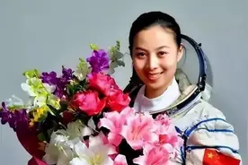 “太空教师”王亚平：两度飞天圆梦，36岁高龄产女，拥有四项优待图片