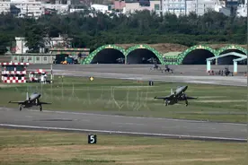 台东基地突然断电，日本自卫队升空监视山东舰，陆自黑鹰琉球失联图片