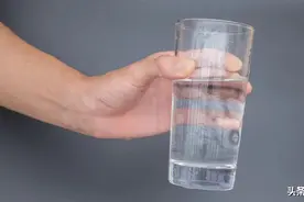 睡前喝水，到底是护肾还是伤肾？图片