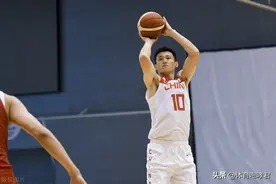 不相信周鹏会离队！威姆斯表白广东男篮要求归队，朱芳雨应该反思图片