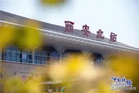西安北站，拥有中国编号最大的站台图片