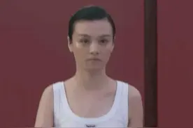 Prada时装周明星走秀：有人气场强大、有人卡脖子，还有人土掉渣图片