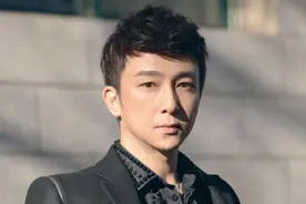 演员苏可：低调演戏29年，与孙红雷是好兄弟，娶美娇妻46岁才当爸图片