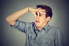 肚子总是咕咕叫、放屁多？提醒：多半与4个原因有关，别不当回事图片