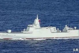 海军节中国海军发布的宣传片，给我们带来两个巨大的惊喜图片