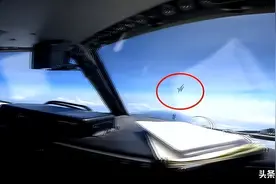 奉劝美国千万别碰瓷！歼16驱离RC135很专业，以后再来还得被赶跑图片