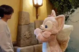 玲娜贝儿翻车迪士尼官微沦陷，网友讨要说法，网曝是新扮演者惹祸图片