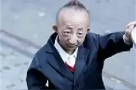 2010年，前"世界第一矮人"何平平猝然离世，21岁未结婚成最大遗憾图片