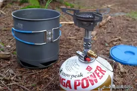 酒精炉、瓦斯炉、固体燃料炉、柴火炉，4种经典超轻背包炉灶对比图片