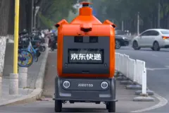 京东物流智能快递车推出揽收接驳新服务，发货效率翻三倍图片