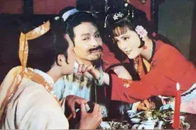 尤三姐究竟有何魅力？贾珍父子为她神魂颠倒，柳湘莲为她遁入空门图片