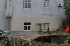 家中失火，两名十多岁女孩成功自救图片