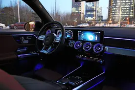 50万以内最快燃油SUV？试驾奔驰AMG GLB 35图片