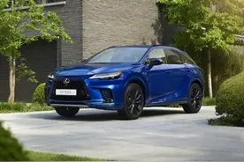 雷克萨斯RX：混动更省油，还是保值神器！买它还是宝马X5？图片