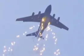 运20远海任务遭“雷达照射”，紧急呼叫战机支援，随时发射干扰弹图片