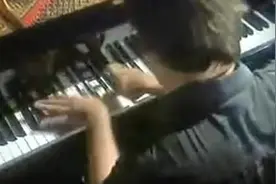 李斯特：鬼火 ( Feux follets, S.139/5 ) | 古典音乐地图匈牙利作品 No.8图片