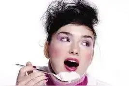 国内与国外女性来大姨妈后表现天差地别，到底是什么原因？图片