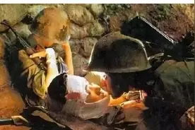 1986年，那个在老山战场，亲吻濒死战士的女护士，后来怎么样了？图片