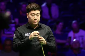 最年轻的大师赛冠军，中国斯诺克新秀颜丙涛，能否成为未来之星？图片
