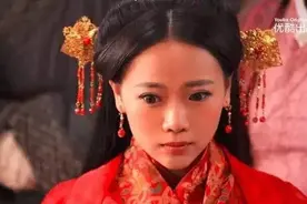 33岁葛布的落寞，从《万万》系列走红，离开万合天宜后成18线演员图片
