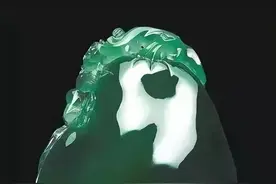 比帝王绿还珍贵的神级翡翠——龙石种翡翠，见过的人屈指可数图片