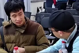 韦东奕被拉下神坛，业内人士直言：他不是数学家，只是数学网红图片