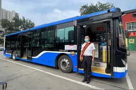 “一码通行”！河北健康码乘车功能试点上线图片