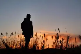 人到中年，选择“断亲”之后，就会明白以下三件事图片