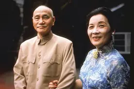 侍从揭秘宋美龄晚年：穷奢极欲却抱怨没钱花，老年痴呆不忘蒋介石图片