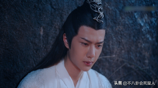 被明星毁掉的6大纸片人：容家美男被拉下神坛，最惨的还是张起灵