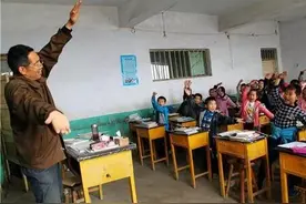 如缩小原民办代课教师教龄补助差距，再提高补助标准，这太好了图片