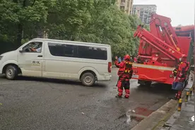 16岁男孩下河救狗失联，确认溺亡！家属发声：系家中独子图片