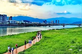 四川省广元市：蹚出景美业兴民安的新型城镇化之路图片