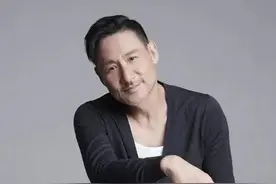 内地最火的十位香港男歌手，张学友唱功第一，王嘉尔成新生代代表图片