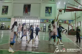 追梦的力量！墨玉县这支乡村女子篮球队一路向前冲图片