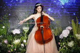 同为内娱小花，欧阳娜娜为什么不被人喜欢？图片