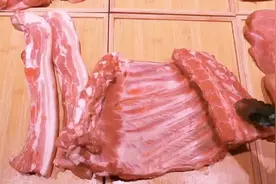 把排骨直接丢进高压锅，出锅瞬间变美食，第一次见这做法，太香了图片