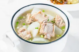 煮肉炖排骨，牢记“1放2不放”，肉嫩不柴，肉香味浓，没异味图片