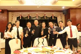 被人请客四原则，客不带客、带客提前说、客多我请客、贵菜主人点图片