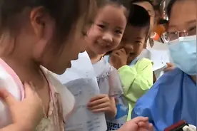 5岁萌娃抽血时大喊“勇敢牛牛，不怕困难”给自己壮胆，老师：很搞笑图片