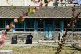 美国男子为定居中国，娶北京美女家教，21年后称：哪都不如中国图片