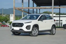 【聊车·第20期】想买5万元左右的两厢小车，省油好开，有什么推荐图片