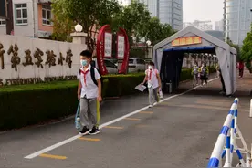 金秋迎开学，小编带你现场直击罗庄14.9万名中小学生开学第一天！（附视频）图片