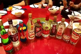 “四大名酒”里，为啥没有五粮液和剑南春？揭开名酒评选历史真相图片